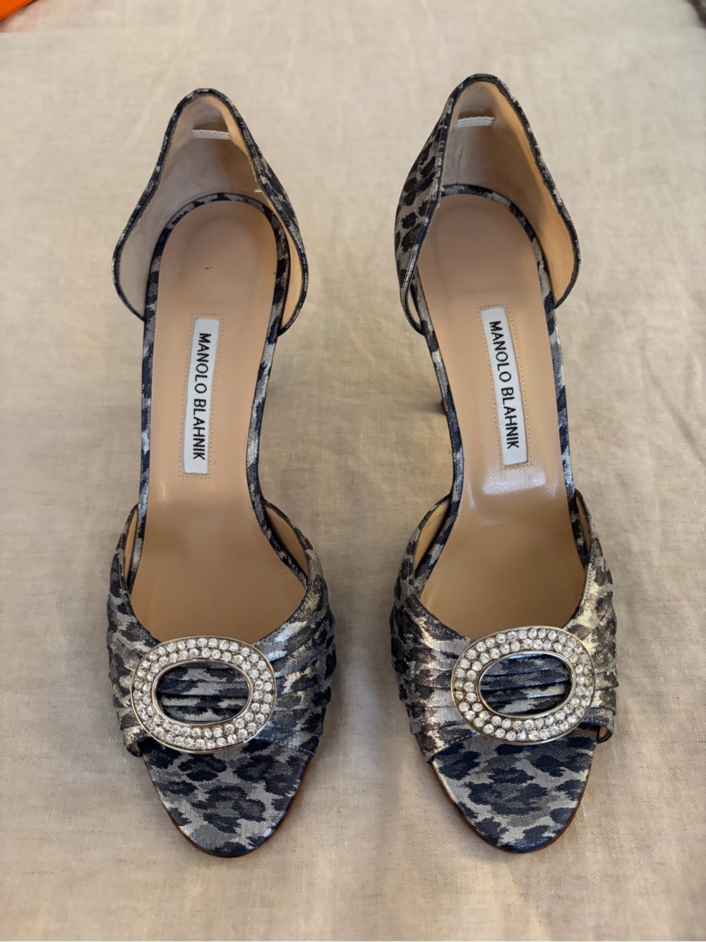 Manolo Blahnik Sedaraby D’Orsay heels